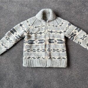 Cozy Gray Patterned Sweater